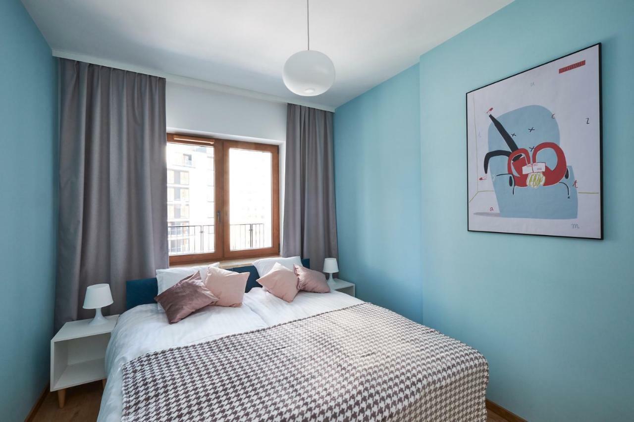 Modern Apartment In วอร์ซอ ภายนอก รูปภาพ