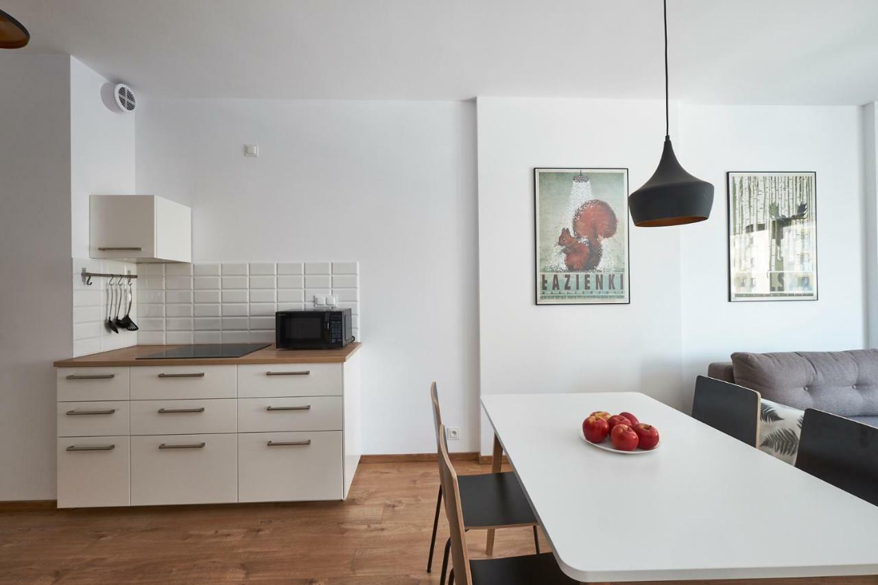Modern Apartment In วอร์ซอ ภายนอก รูปภาพ